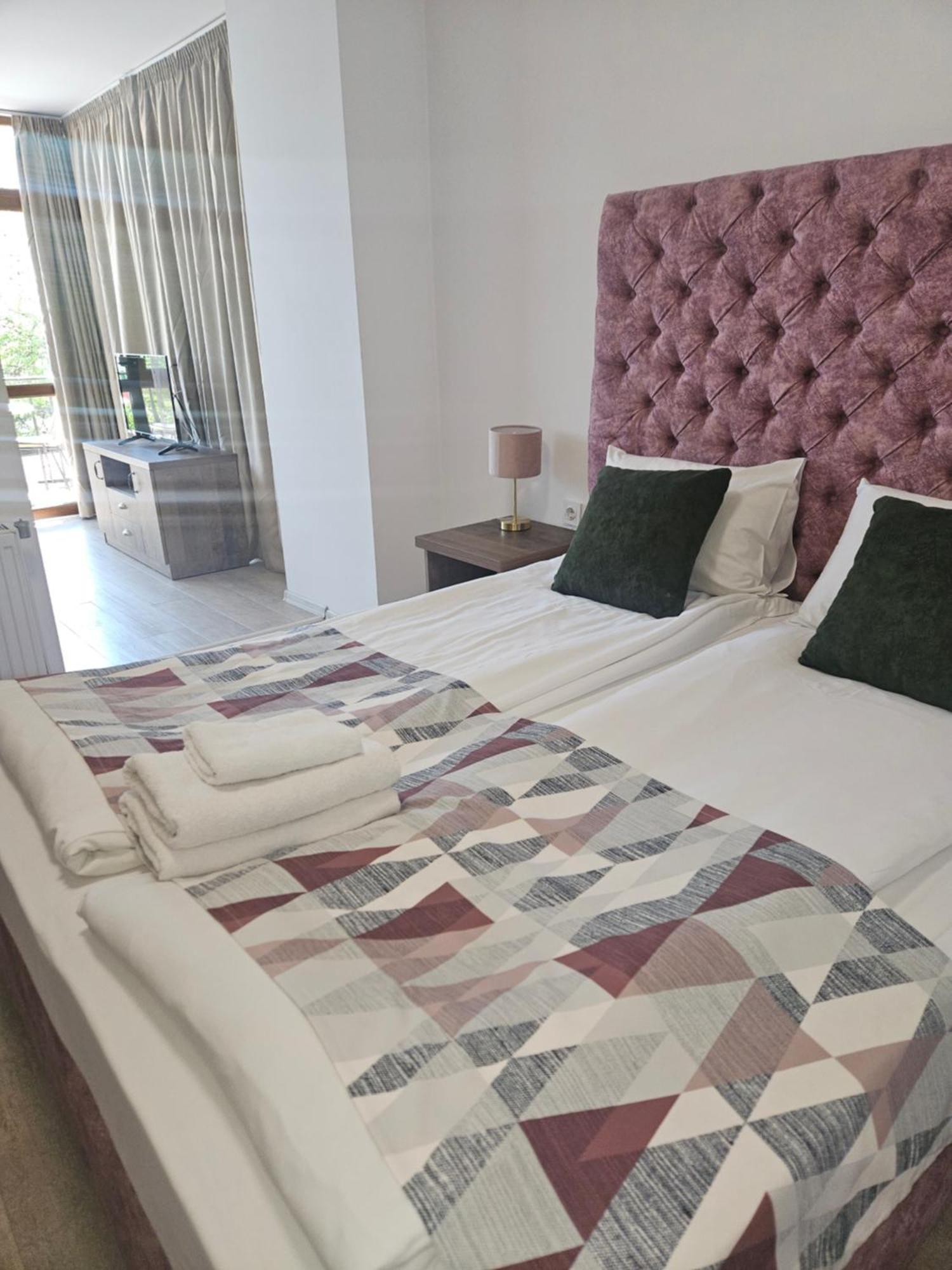 Priyateli - Friends Hotel Veliko Tarnovo Luaran gambar